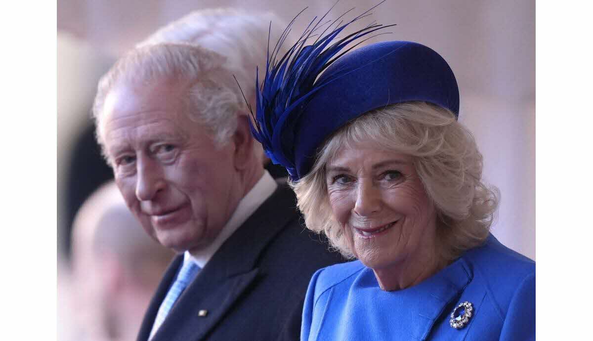 Camilla adolescente lors de l'incident évoqué