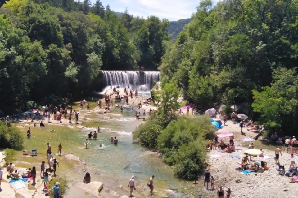 La cascade de la Vis, dans le Gard.