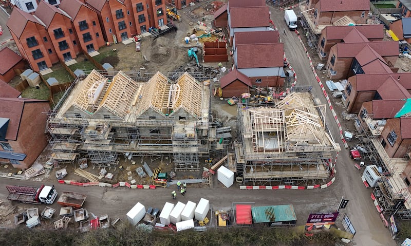 Chantier de construction montrant le déclin du secteur au Royaume-Uni