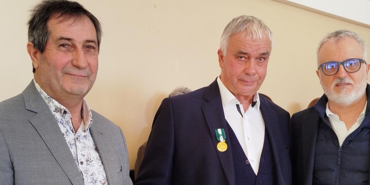 Serge Lasserre à Oeyregave lors d’une cérémonie