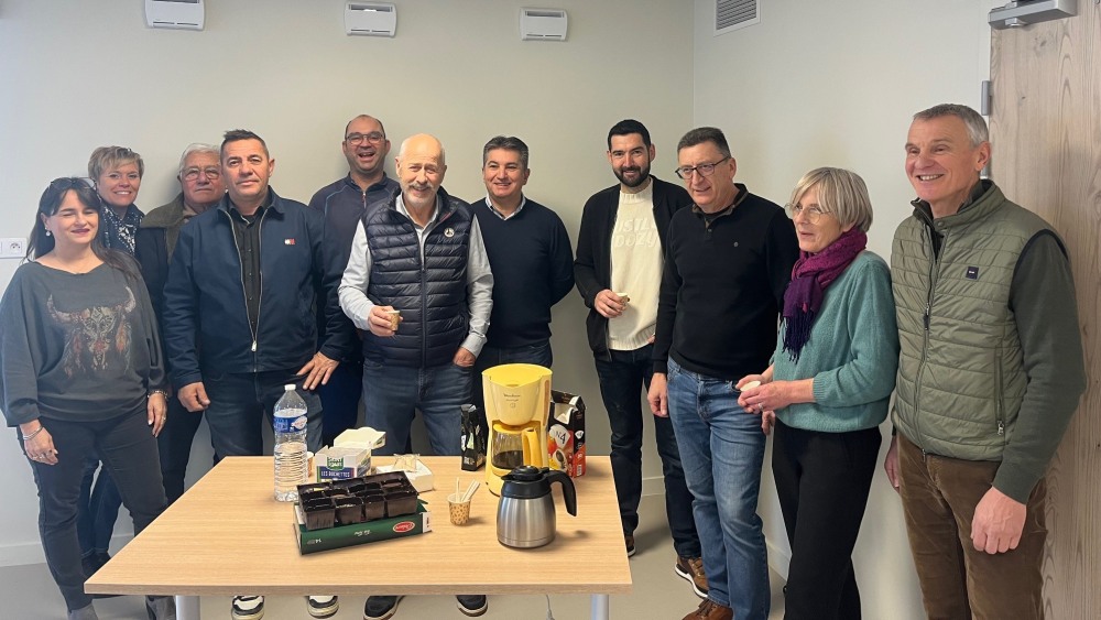 La liste Pour Lagnes conduite par Claude Silvestre lors d'une réunion