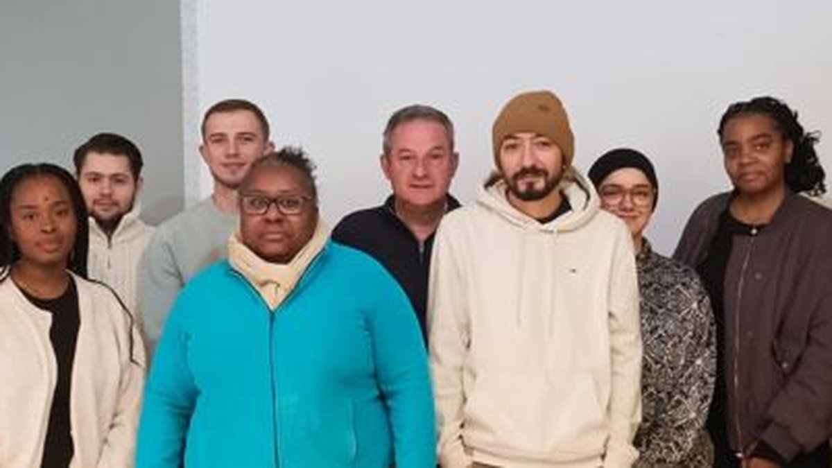 Agents recenseurs lors d'une opération de recensement en France