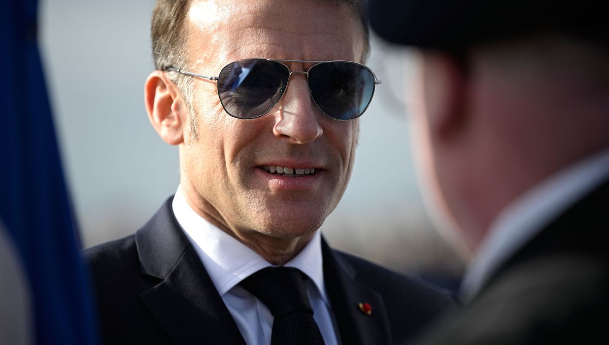 Macron lors des vœux aux armées à Istres