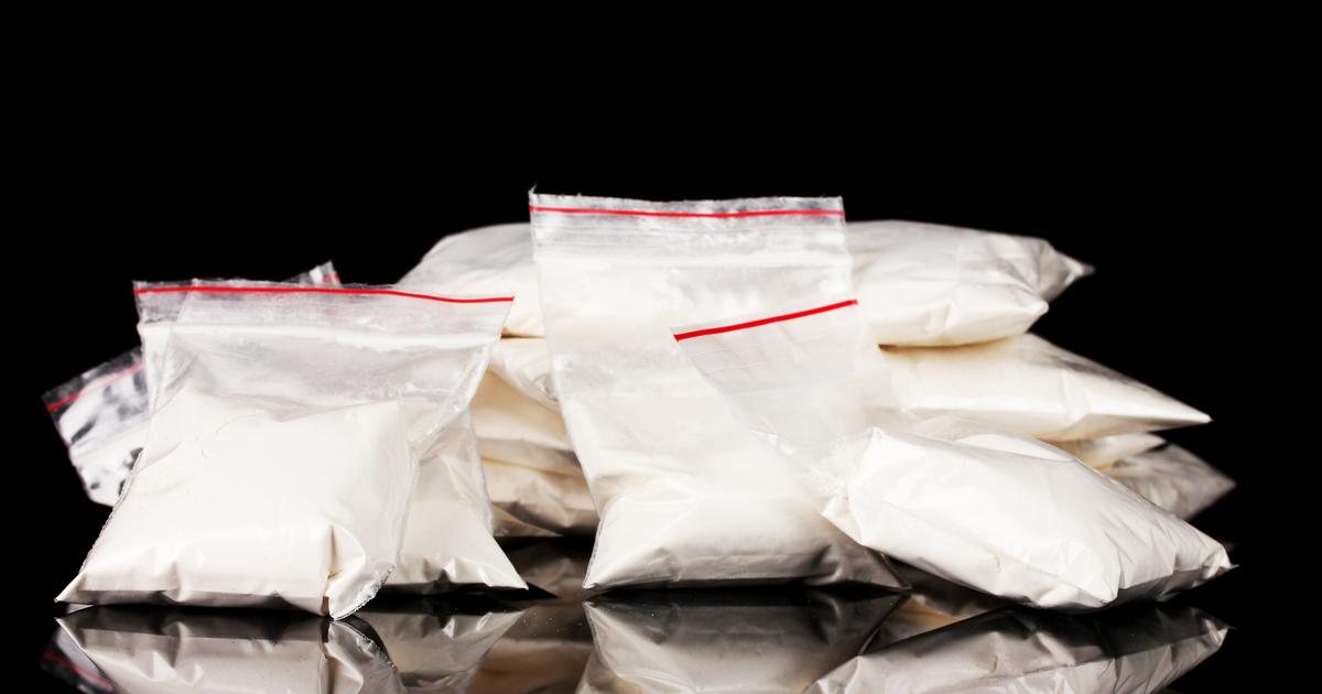 Navire de pêche et saisie de cocaïne en Polynésie française