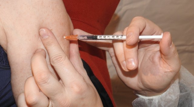 Vaccination HPV et méningites dans les collèges