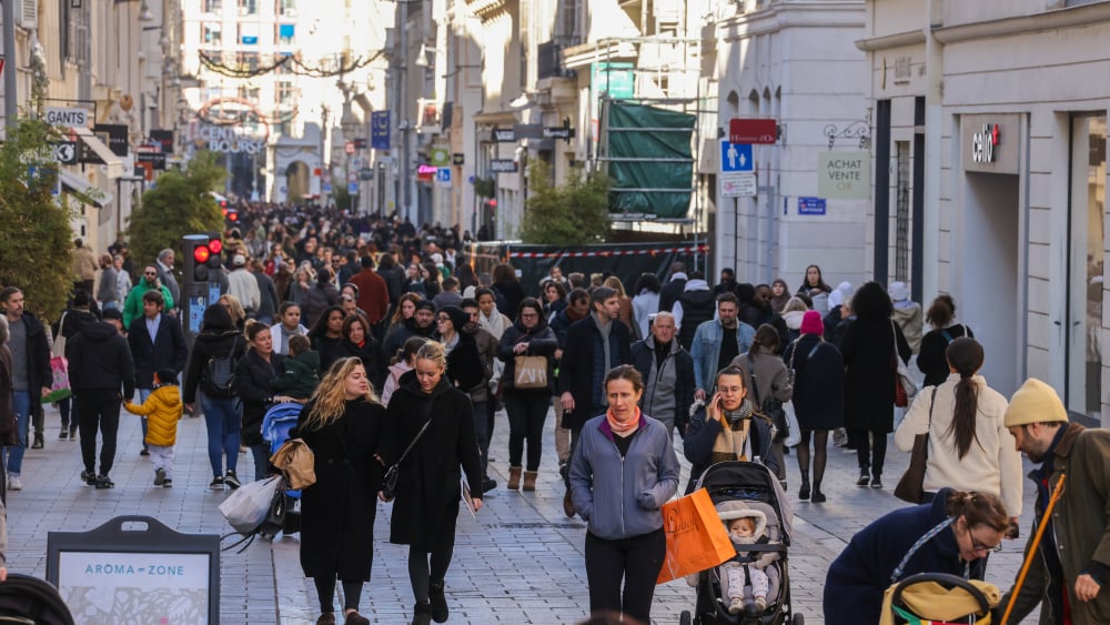 Grand rush dans les commerces du centre-ville de Marseille
