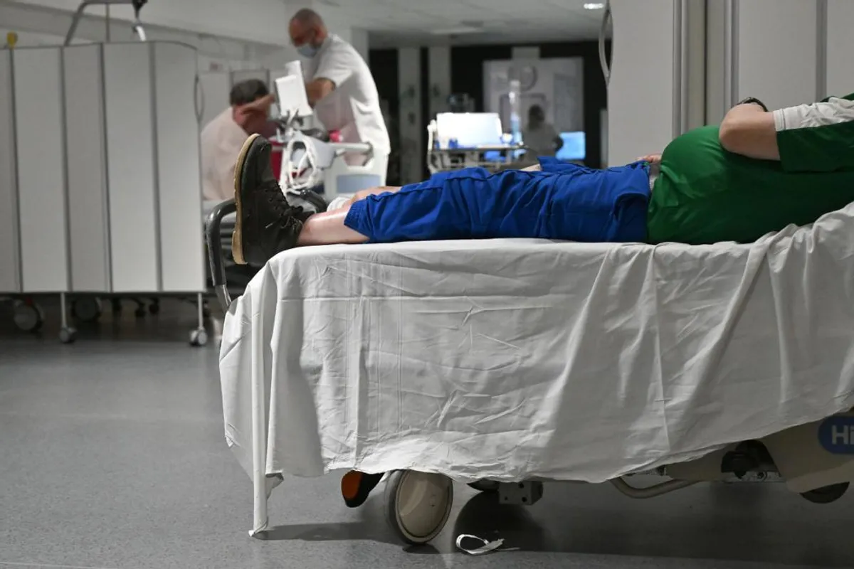 Incendie dans les urgences d’Hyères: un décès et une enquête