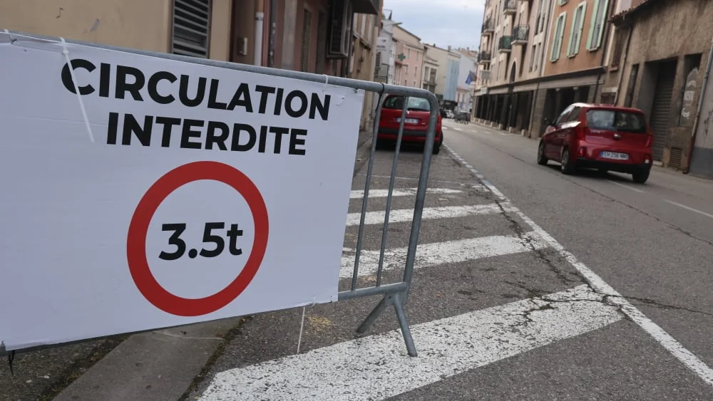 Interdiction des poids lourds à Digne-les-Bains, travaux d’urgence