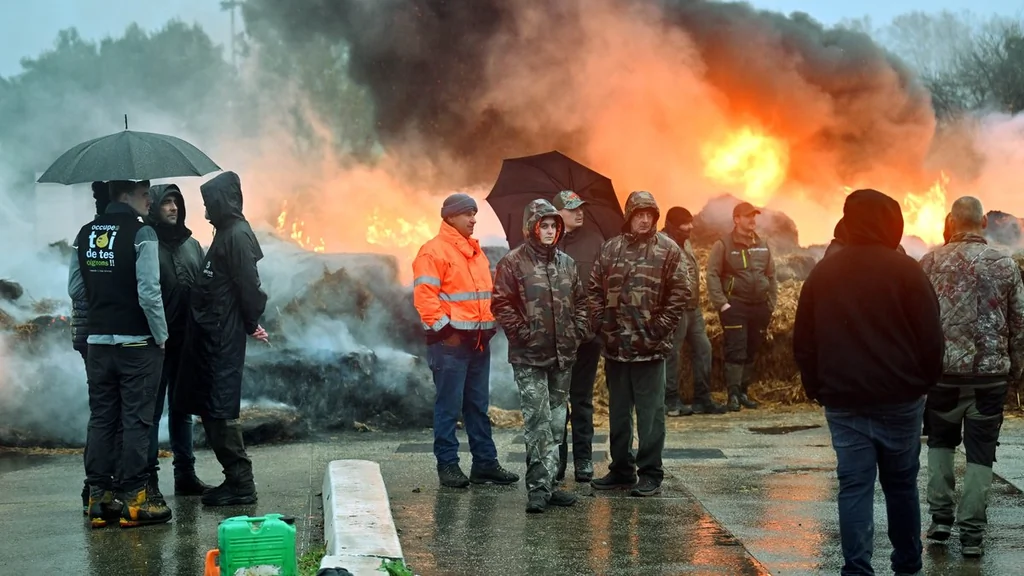 Lecornu promet une phase plus ferme face à la crise agricole