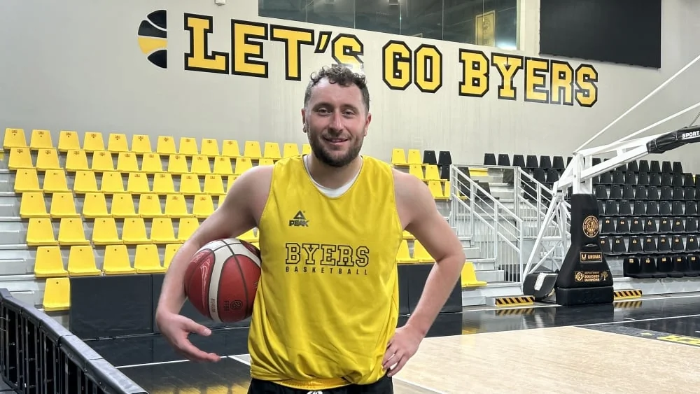 Basket NM1 : Loïc Menuge, le renfort essentiel du Fos Provence Basket