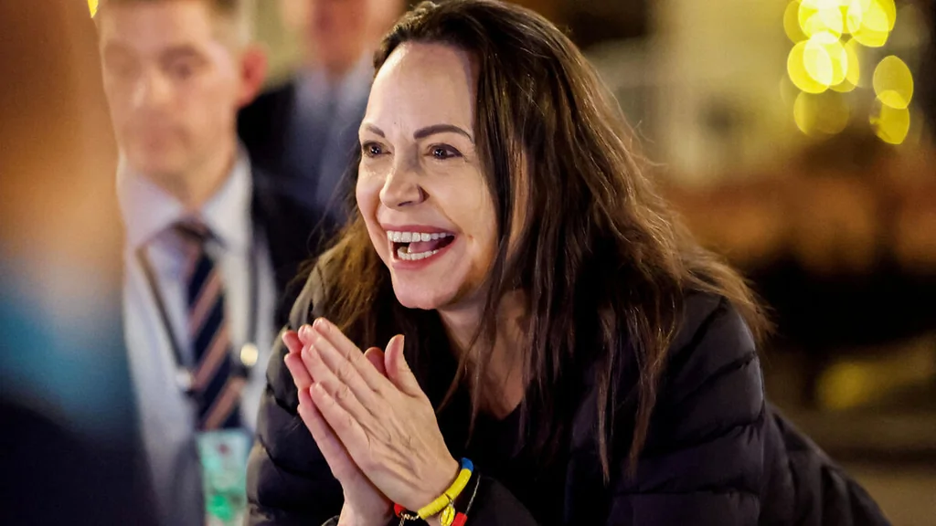 Machado: retour au Venezuela et critique de la présidence intérimaire