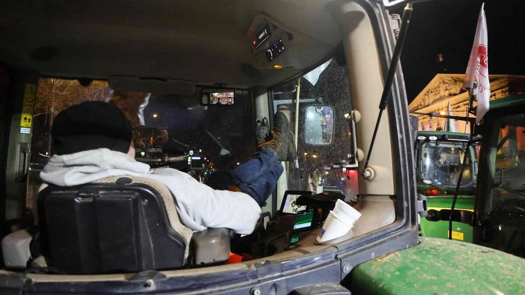 Mobilisations agricoles en France : barrage à Toulouse et blocages sur l’A64