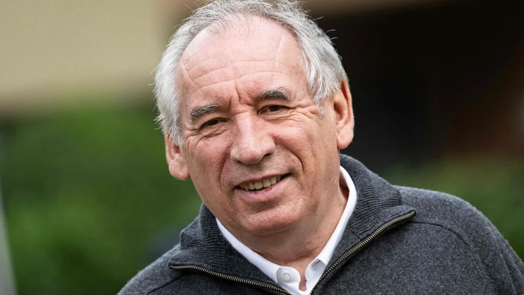 Municipales 2026: Bayrou à Pau, Lalanne à Lyon, Fontaine à Mézières