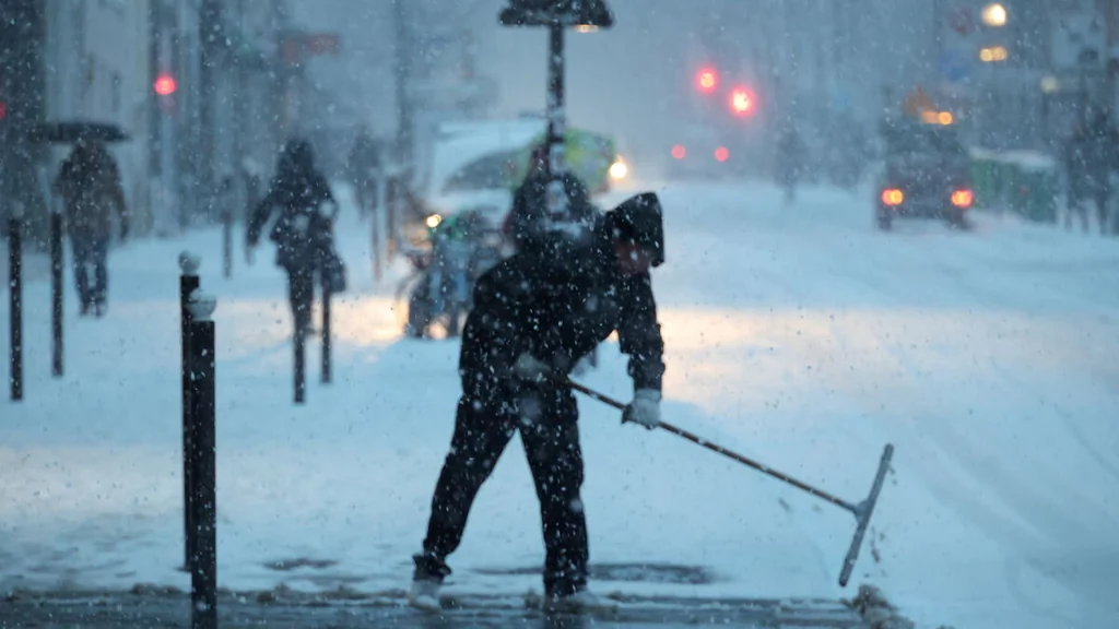 Neige, obsèques de Brigitte Bardot et tensions agricoles en France