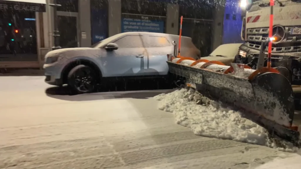 Perturbations majeures dans la circulation à Lyon dues à la neige et au verglas