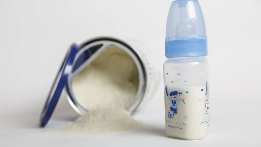 Rappel de certains laits infantiles Nestlé en France en raison d'une toxine