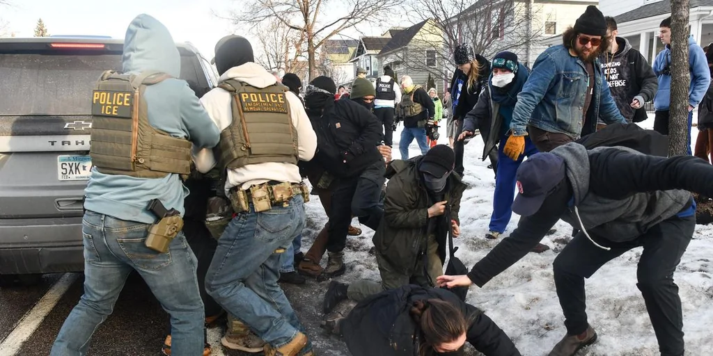 Rejets croissants des méthodes de l’ICE aux États-Unis