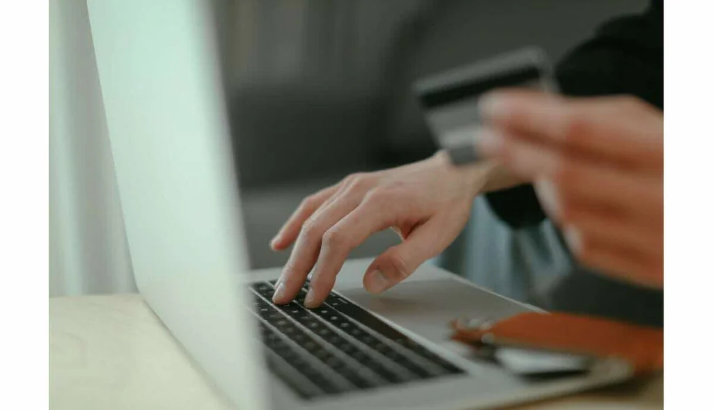 Témoignage : Patrice victime d'une arnaque bancaire à 10 000 €