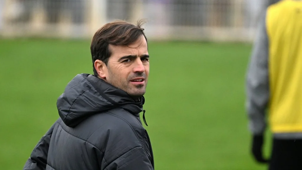 Toulouse FC : Carles Martinez Novell célèbre son 100e match à la tête du TFC