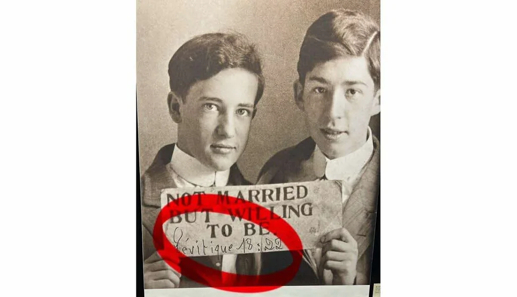 Vandalisme homophobe à Strasbourg : une exposition dégradée à l’église Saint-Guillaume