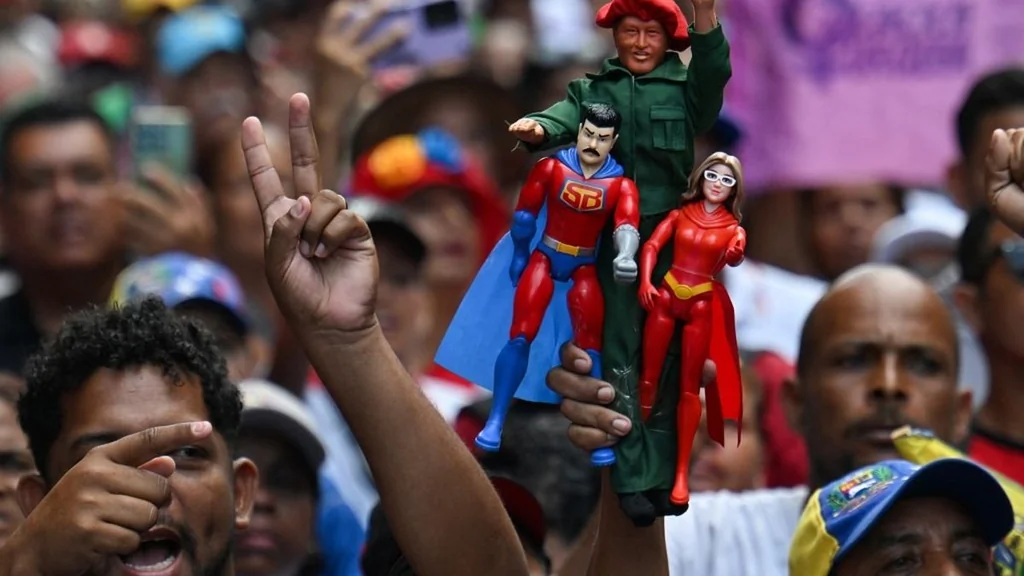 Venezuela : Manifestations massives en soutien à Nicolás Maduro à Caracas