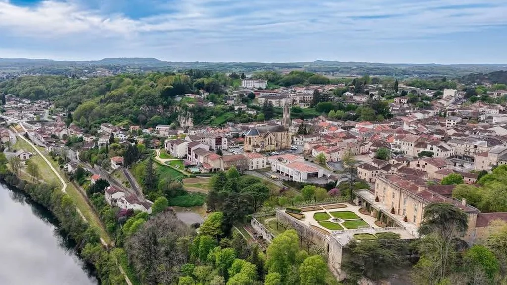 Cérémonie des vœux à Fumel : bilan et perspectives pour 2025