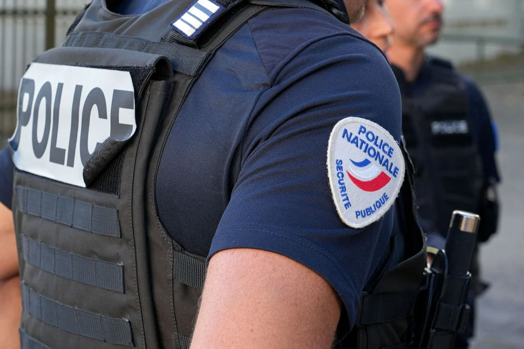 Yvelines : une personne blessée au couteau dans le RER A au Vésinet, l’auteur en fuite