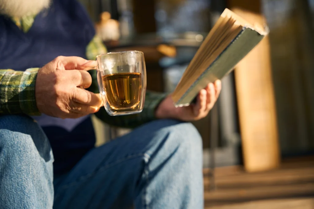 Comment garder son cerveau au top à 78 ans : 4 conseils clés