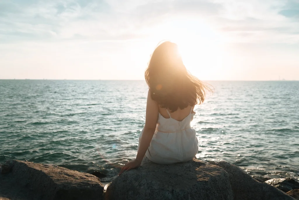 Dépression estivale : comprendre le mal-être malgré l'été et les vacances