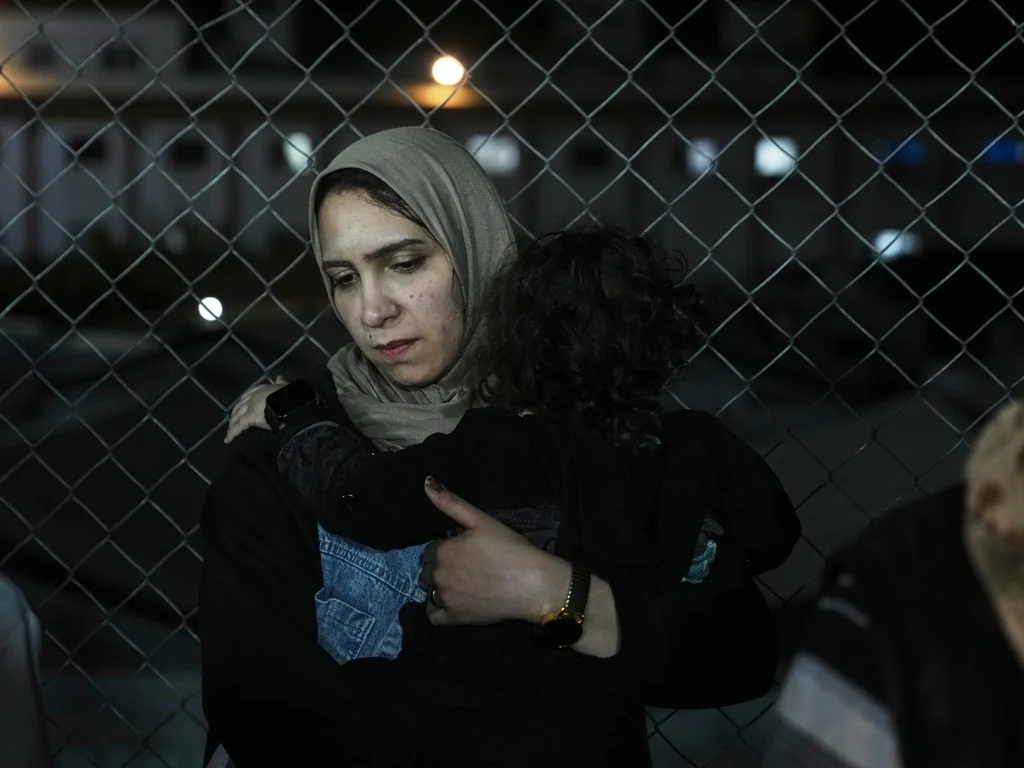 Gaza : au moins 18 Palestiniens tués, évacuations via Rafah suspendues