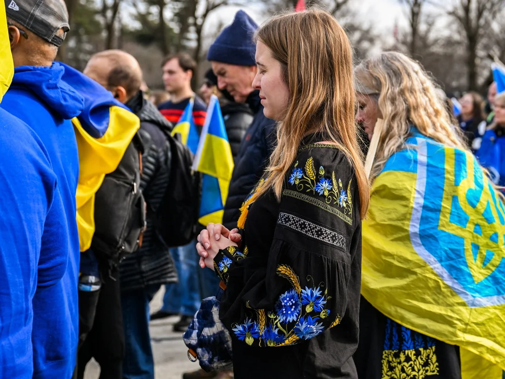 Guerre Russie-Ukraine — jour 1 459 : attaques, diplomatie et énergie