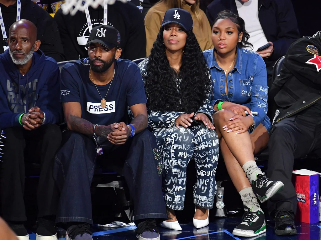 Kyrie Irving porte un T-shirt PRESS pour les journalistes de Gaza