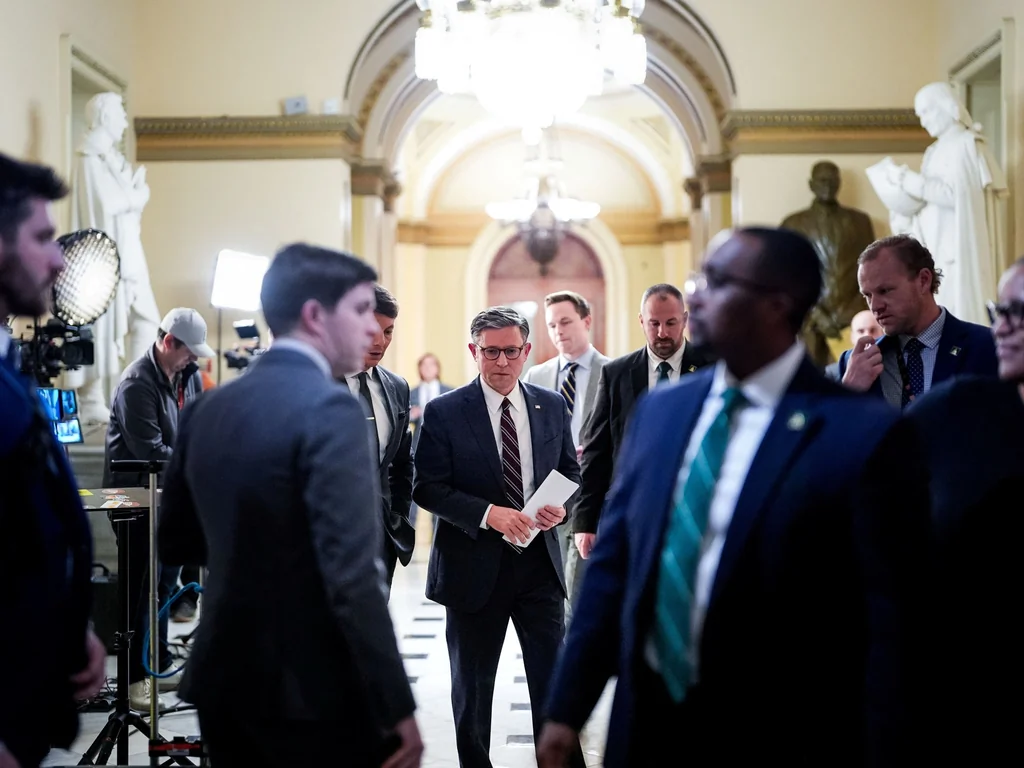 La Chambre US vote pour supprimer les tarifs imposés au Canada