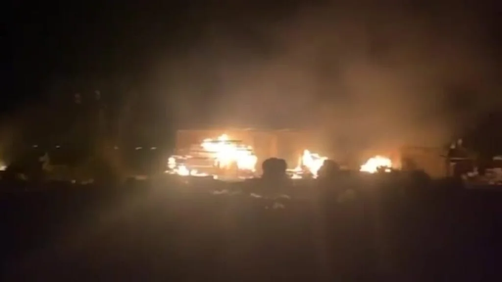 Pakistan frappe l'est de l'Afghanistan : 25 civils tués, Kaboul accuse