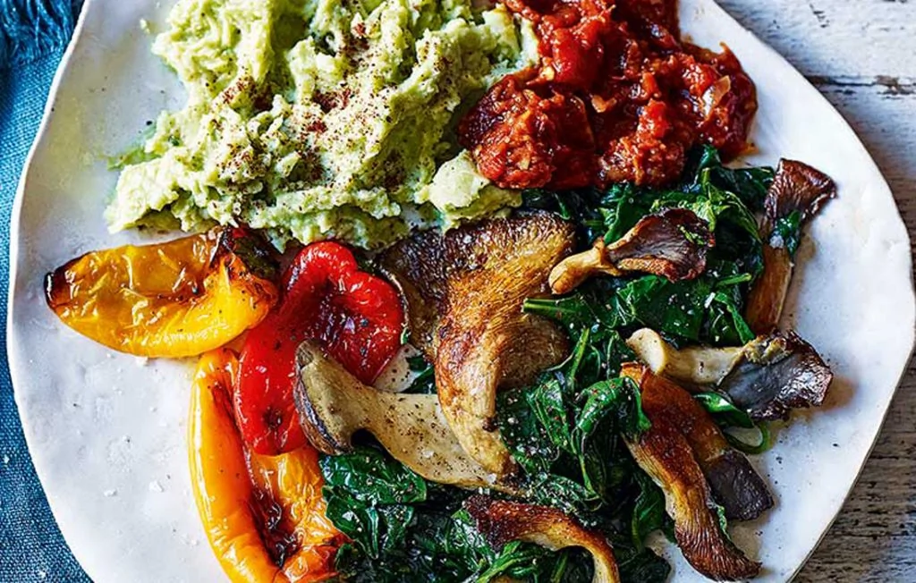 Petit-déjeuner végan, réconfort végétal et croustillant.