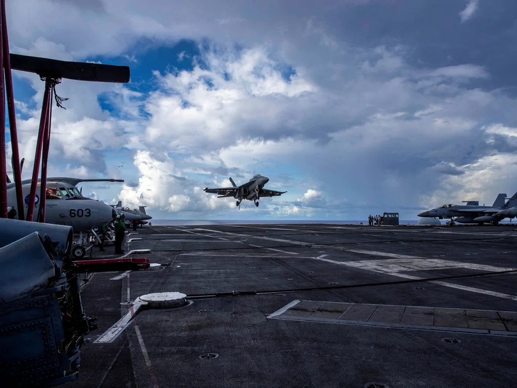 Politico : conseillers US prônent une frappe israélienne sur l'Iran