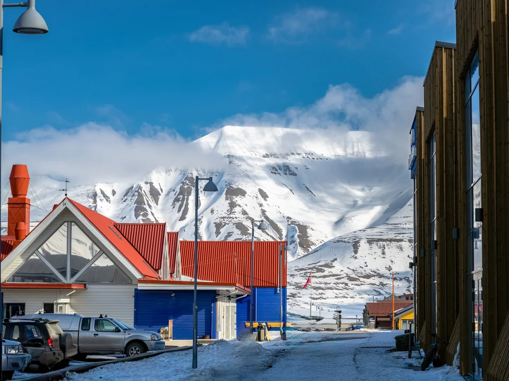 Svalbard : Russie et Chine renforcent leur présence arctique