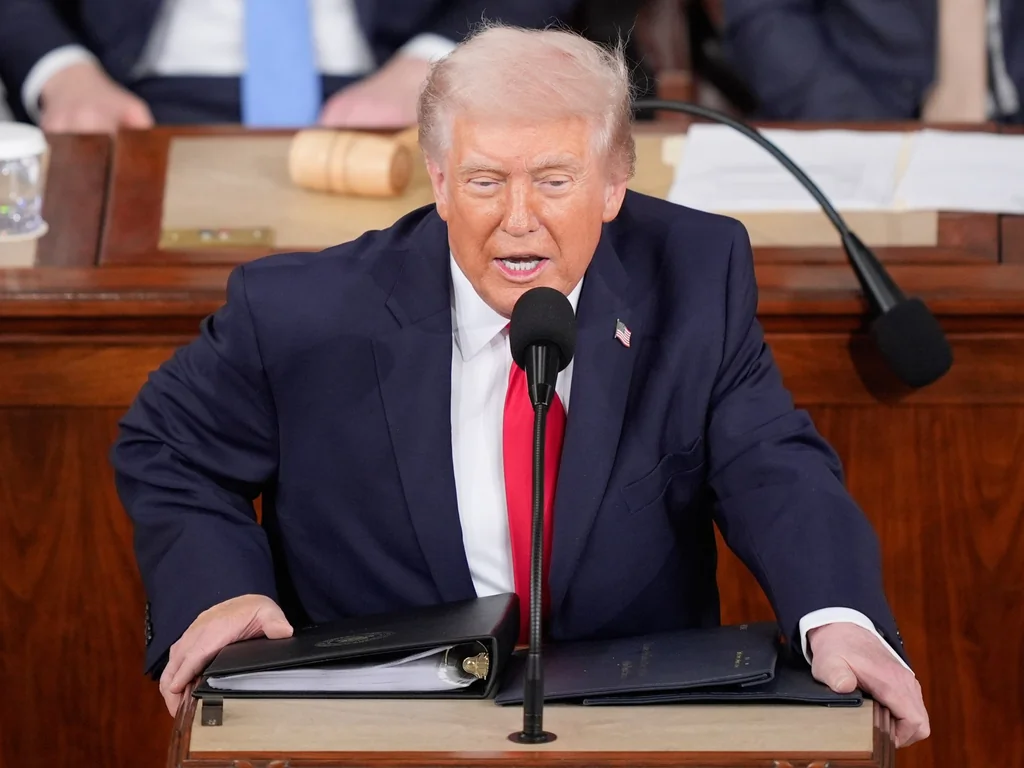 Trump: l'armée américaine la plus puissante, avertissement à l'Iran