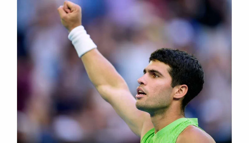 Alcaraz en finale de l'Open d'Australie après un marathon