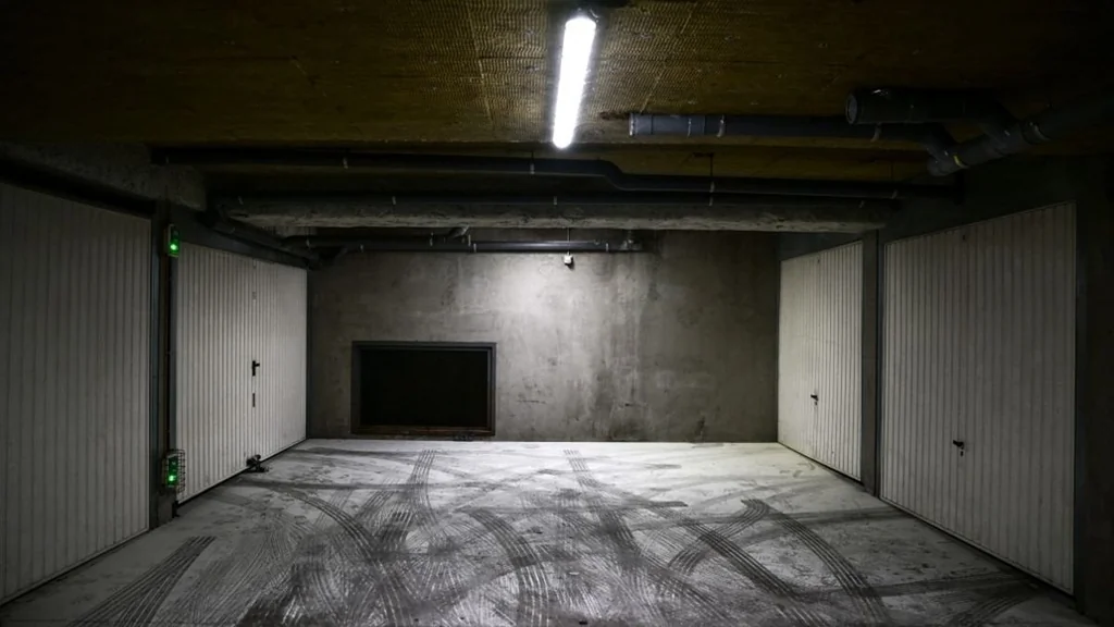 Cinq mis en examen après séquestration d'une adolescente près de Lyon