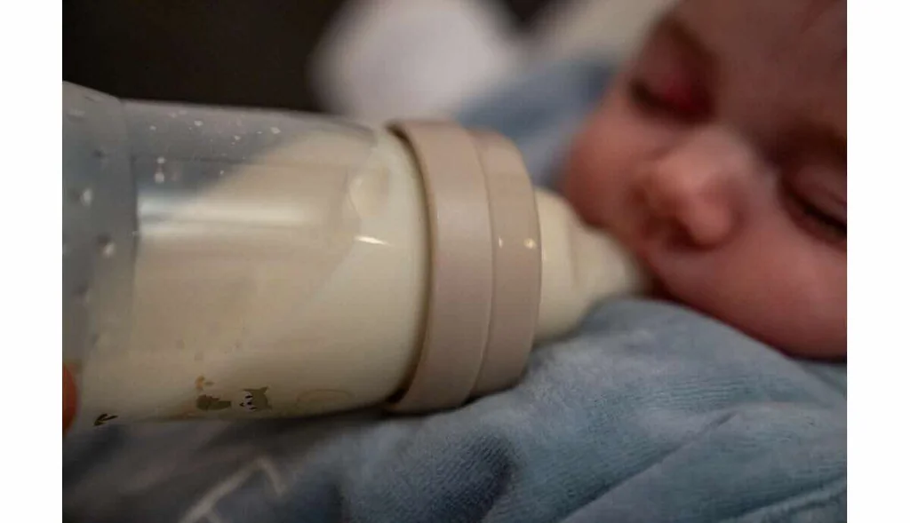 Danone étend le rappel de lait infantile à d'autres marchés