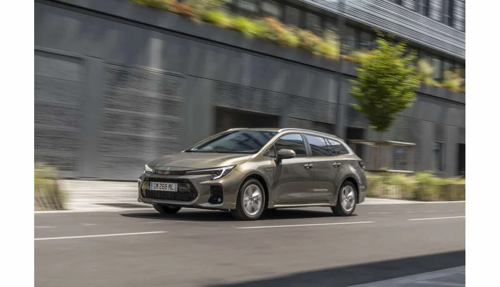 Essai Suzuki Swace Hybrid : un clone fiable en 2026