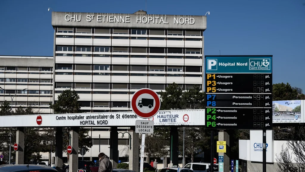 Gratuité des parkings des hôpitaux publics adoptée à l'Assemblée