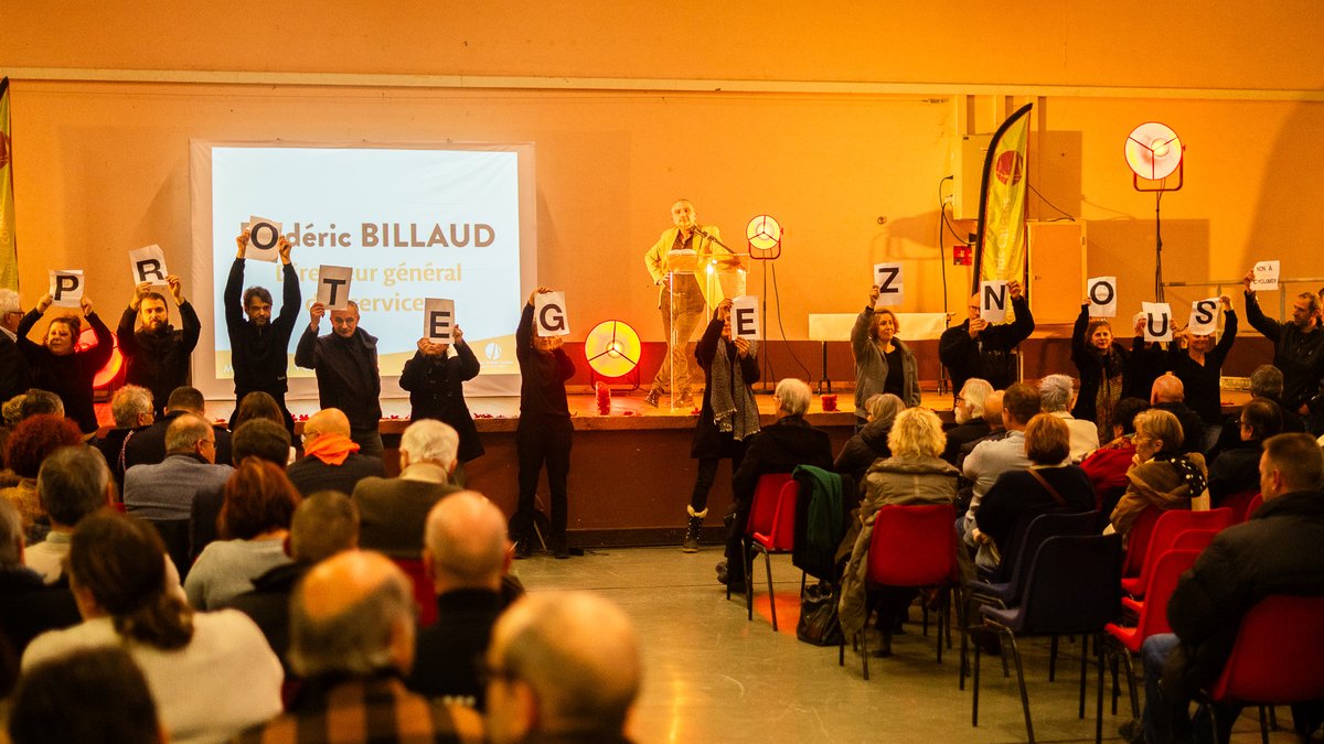 Vœux à Millau: débat Cyclamen et économie