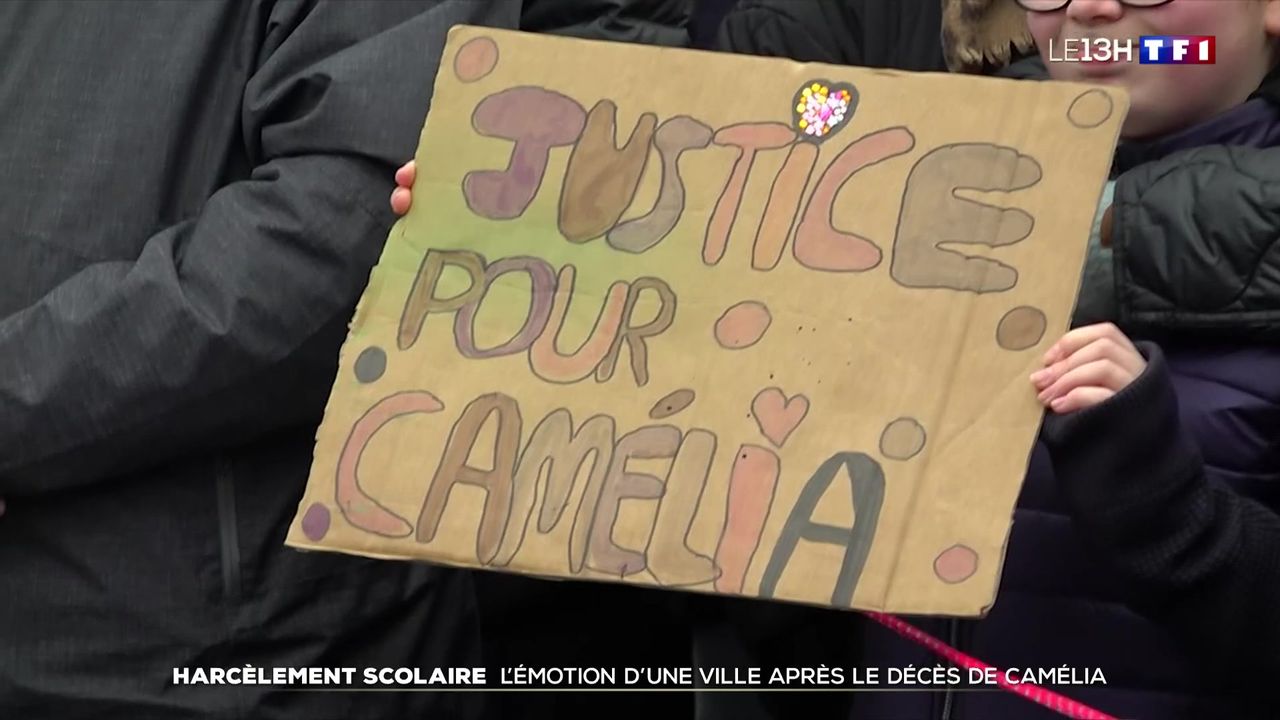Hommage à Camélia lors de la marche