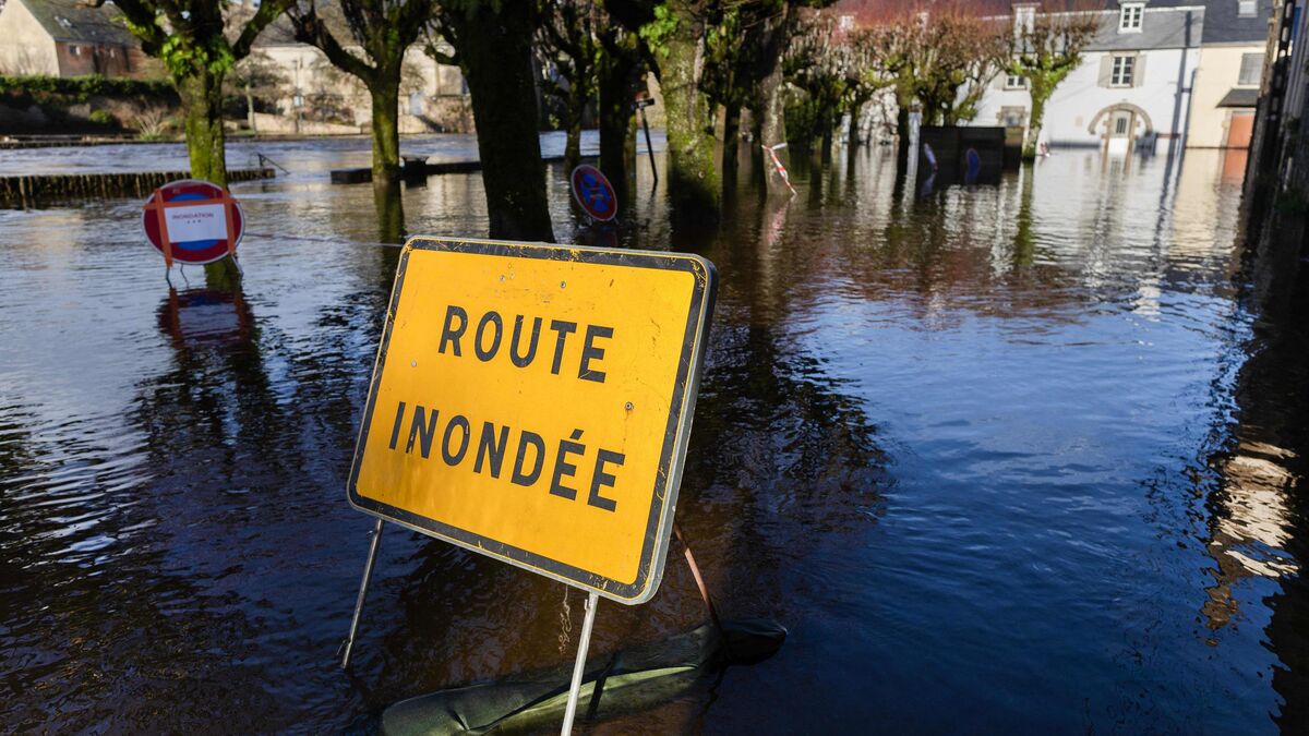 Vue générale montrant les inondations en Bretagne