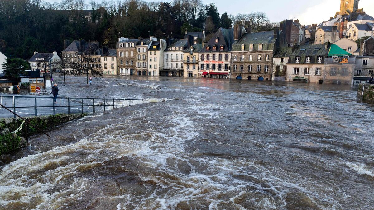 Habitants évacués à Quimper pendant les crues
