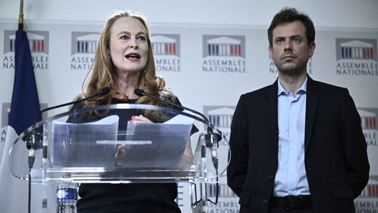 Violette Spillebout et Paul Vannier lors d'une conférence