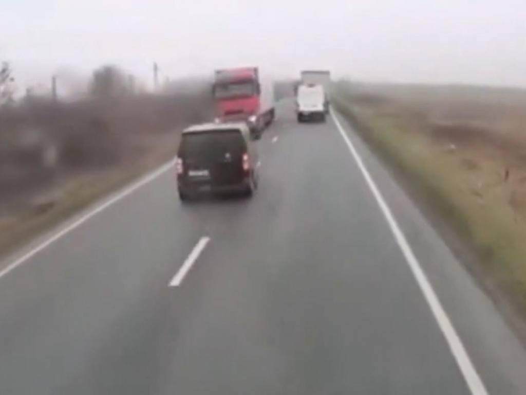 Captures vidéo de l'accident des supporters PAOK