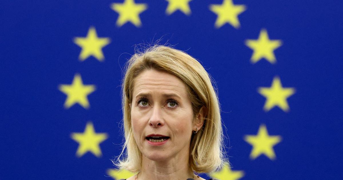 Kaja Kallas lors d'une conférence sur les sanctions européennes